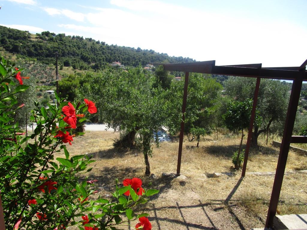 Countryside House Guest House Perachora Exterior photo
